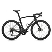 Pinarello X5 disc 105 Di2 DT Swiss A1800 Xolo black